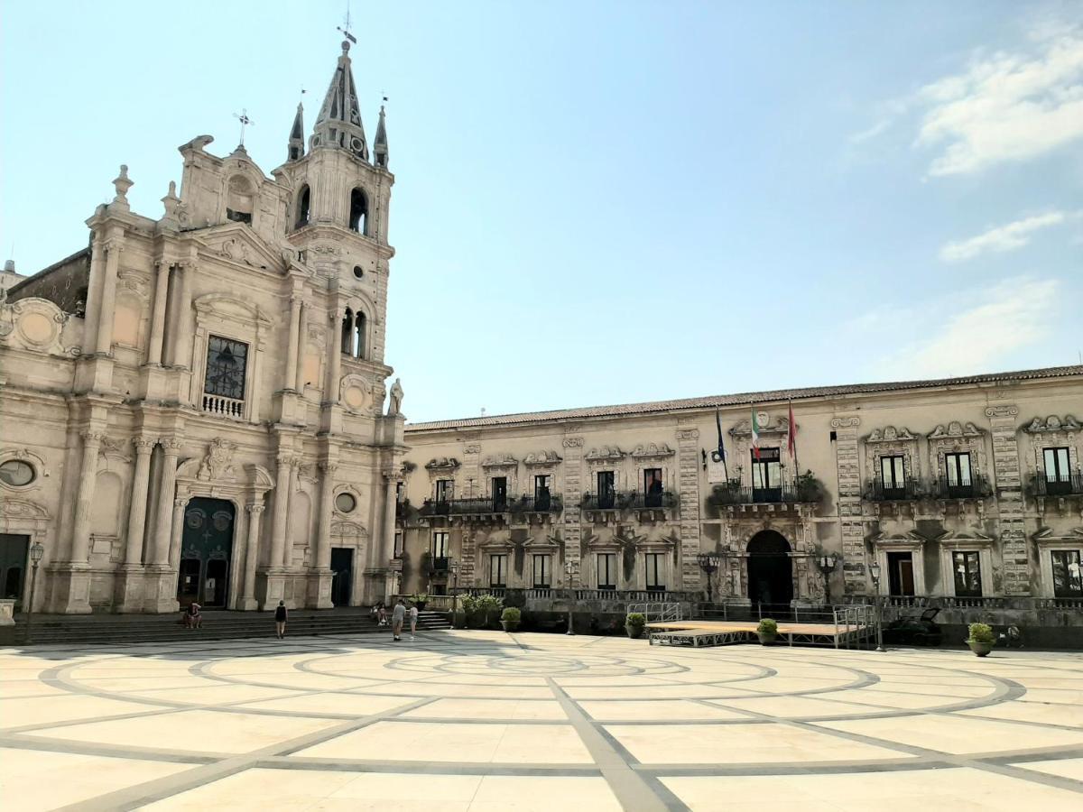 Отель Casa Del Corso Ачиреале Экстерьер фото